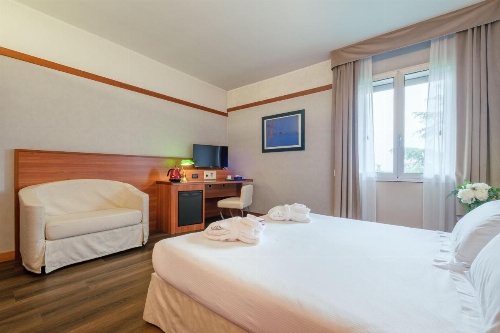 SHG Hotel Bologna image 14