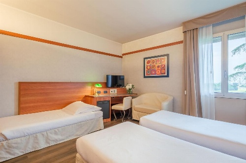 SHG Hotel Bologna image 2