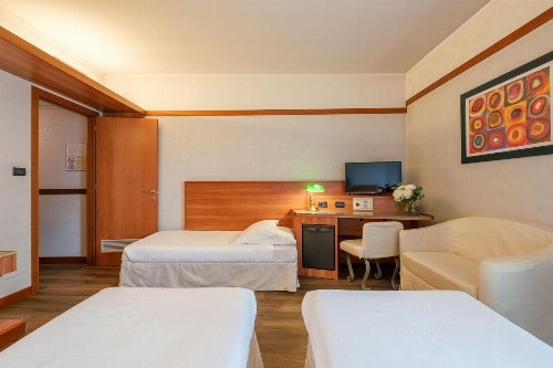 SHG Hotel Bologna image 3