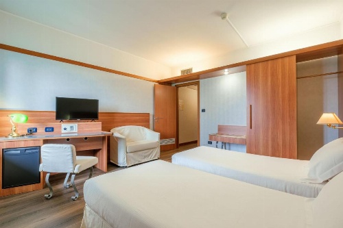 SHG Hotel Bologna image 36